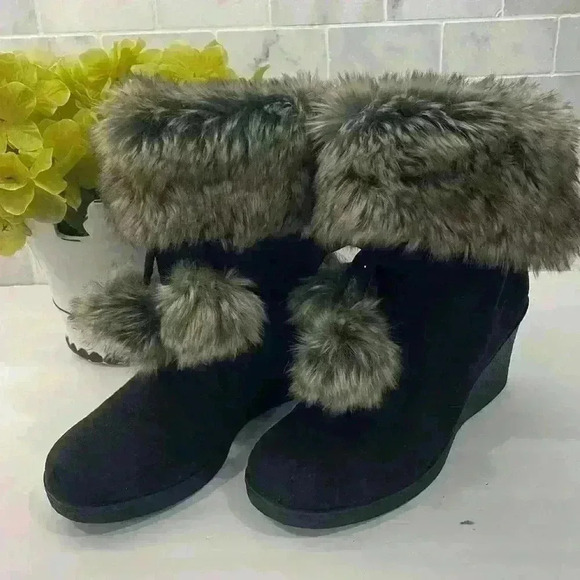 American Eagle Outfitters Shoes - American Eagle, wedge suede like Black/faux fur/pom-poms wear up or down size9.5